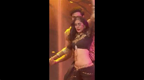 Mrunal Thakur Super Hot Dance Performance Youtube