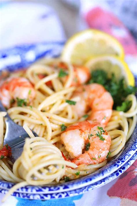 Be careful not to overcook the shrimp. Try This Red Lobster Shrimp Scampi Copycat Recipe - Simplemost
