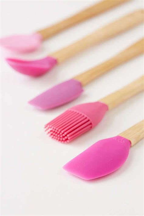 Silicone utensils are low maintenance and do not allow these silicone utensils have a stainless steel core. Core Bamboo Mini Silicone Cooking Utensil Set | Silicone ...