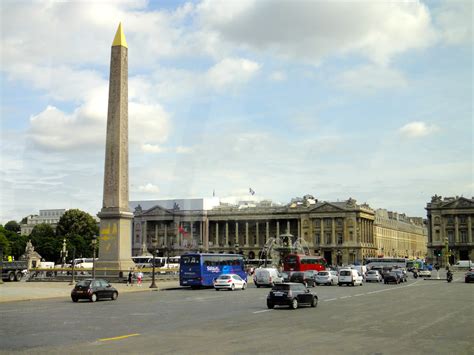Place De La Concorde A Major Public Square In Paris Wanderlusting