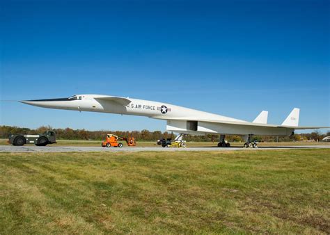 Air Museum Network Xb 70 Valkyrie Sees Light Of Day For The First