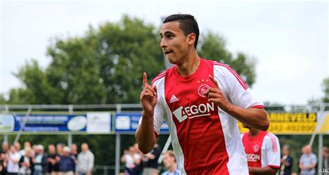 €* 3 may 1995, barendrecht, hollanda. Anwar El Ghazi: 'Ik denk dat Ajax gaat winnen' | Ajaxinside.nl