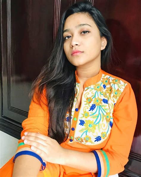 Taspia From Deshibeauty Intagram Girl Model Bangladeshi