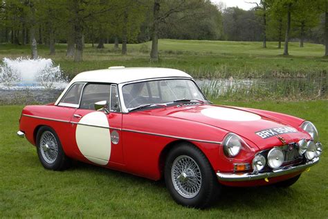 Historic Rally And Classic Race Cars Mgb 50 Anos De Sucesso