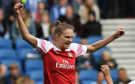 Arsenal striker Vivianne Miedema crowned PFA Women's Player of the Year