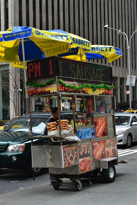 Mayor Bloomberg To Veto Attempts To Drop Street Vendor Fines