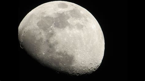 La Luna Imagen En Vivo De Nuestro Satelite Youtube