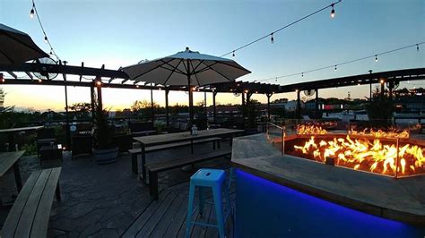 Save cambria hotel southlake dfw north to your lists. The Best Rooftop Bar Patios in Dallas-Fort Worth | Dallas ...