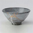 Kintsugi, The Japanese Art of Fixing Broken Pottery With Gold | Amusing ...
