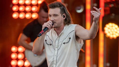 Morgan Wallen Surprise Releases New Song This Bar To End The Year