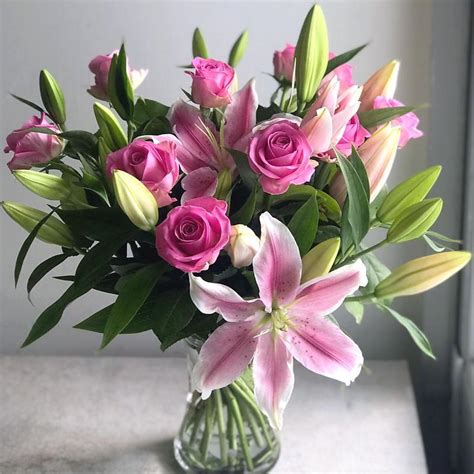 Rose And Lily Bouquet Fresh Flowers Free Uk Delivery