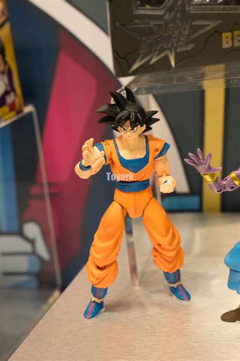 Goku decides to take on mighty vegeta all by himself! Toy Fair 2017 - Dragon Ball Super Dragon Stars Highly ...
