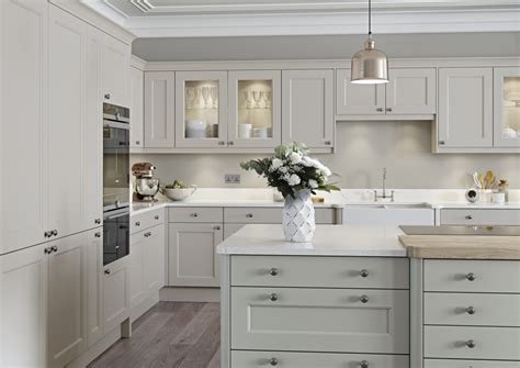 Classic kitchen designs is an established kitchen cabinet manufacturer based in mississauga. Finsbury Painted Classic Kitchen - Martha Mockford