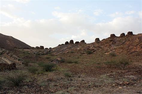 Archaeological Sites Of Bat Al Khutm And Al Ayn Maqabil Tripadvisor