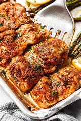 Remove from oven and cover loosely with foil for 5 minutes before slicing. Oven Baked Chicken Recipe with Asparagus — Eatwell101