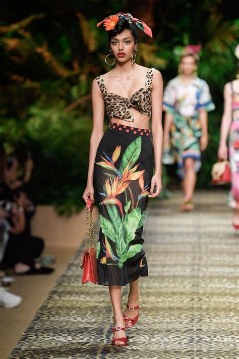 Dolce Gabbana Spring 2020 Ready To Wear Collection Runway Looks