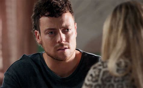 Home And Away Spoilers Dean And Ziggy Leave For Queensland