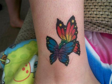 Butterfly Kisses Maple Leaf Tattoo Tattoos Tattoo Artists