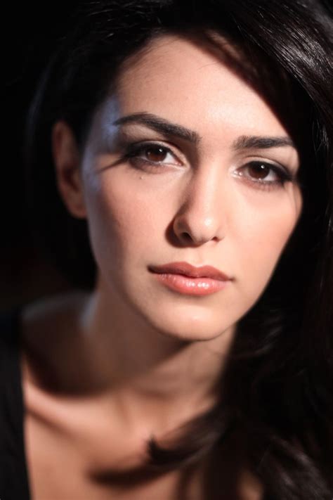 Nazanin Boniadi Iranian American Actress Selected By Church Of