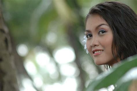 Star Hd Photos Indonesian Foto Cewek Idol Ivne Sexy
