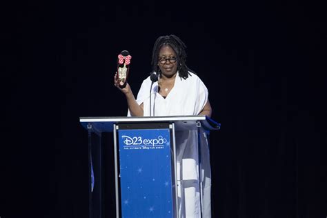 D23 Expo 2017 Whoopi Goldberg Honored As A Disney Legend Inside The