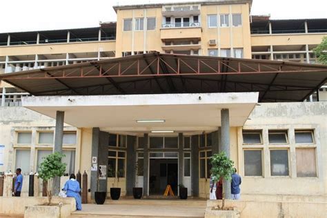 Gestor Do Hospital SanatÓrio De Luanda Acusado De Desvio De Bens Fornecidos Pela Casa Civil
