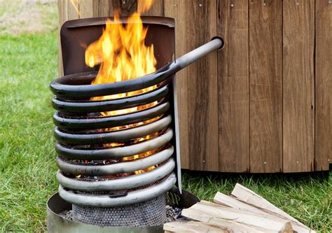 Wood Fired Hot Tub Iconic Dutchtub Heats Organically