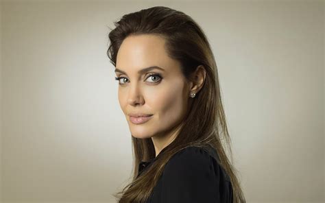 Angelina Jolie Hd Wallpaper Background Image 1920x1200 Id1002756