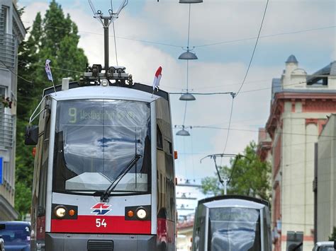 Wiener Linien Erneuern Meter Gleise In W Hring