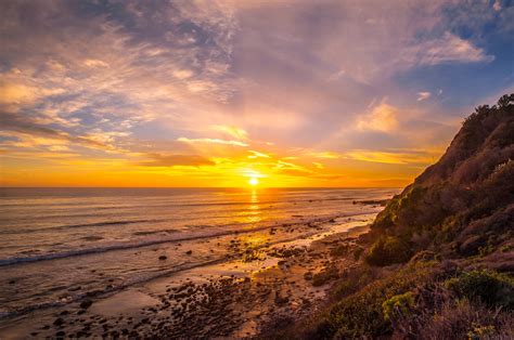 Epic Malibu Beach Sunsets Red And Orange Clouds Seascape Oc Flickr