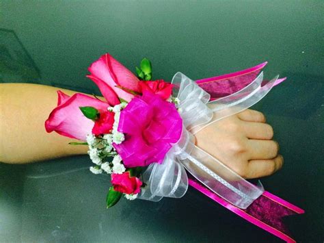 How To Make A Wrist Corsage For Prom With Fake Flowers