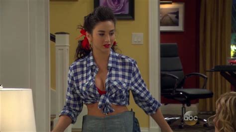 Molly Ephraim Hot Bikini Images Sexy Photos And Videos