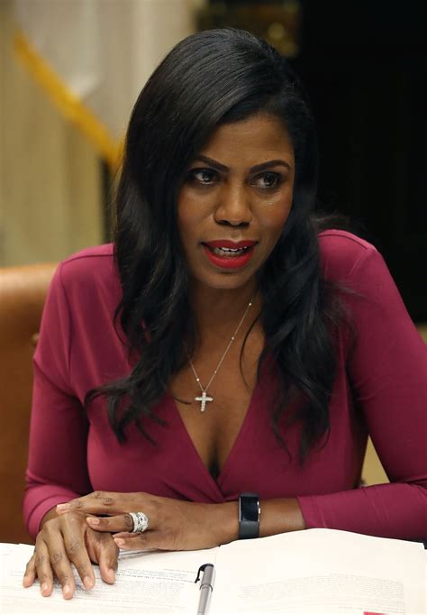 omarosa announced as houseguest for celebrity big brother