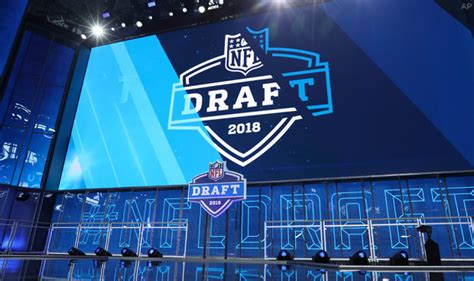 That was the first draft he was really immersed in, and there he was, picking up the phone and dialing bill belichick, les. NFL DRAFT PICKS 2018: Complete Draft Results from Rounds 1 ...