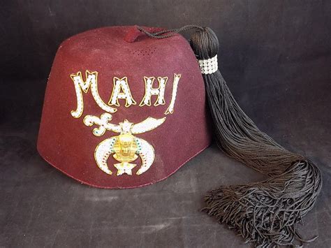 Vintage Masonic Shriners Fez Hat With Rhinestones And Tassels Mahi Size