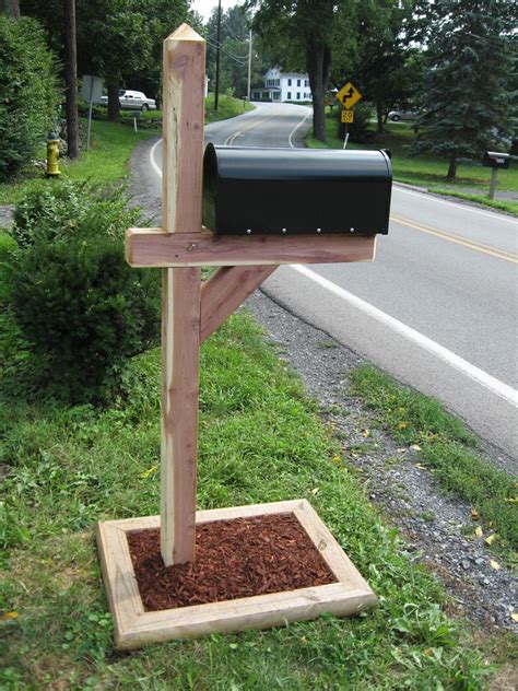 Cedar Mailbox Post Mailbox Landscaping Diy Mailbox Mailbox Decor