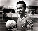 Tostão + 9: os 10 maiores jogadores da história do Cruzeiro