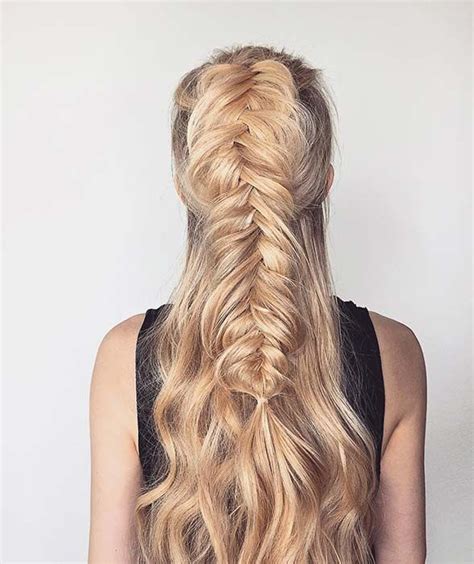 23 Super Easy Updos For Busy Women Stayglam Short Hair Styles Easy