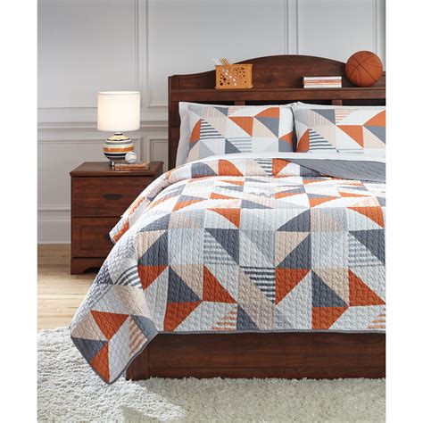 Obviously depending on tone of gray and color to create combine different environments. Signature Design by Ashley Bedding Sets Full Layne Gray ...