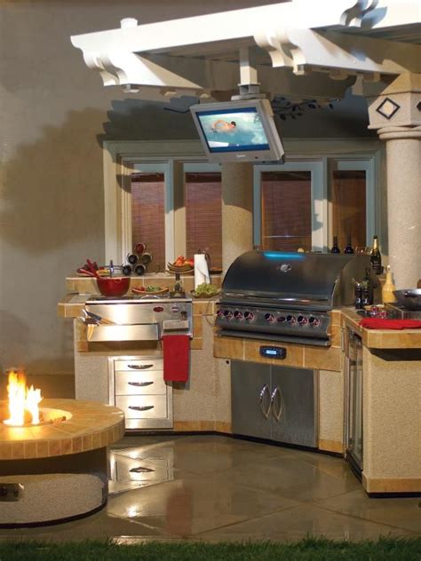 20 Cozy Outdoor Fireplaces Hgtv Outdoor Kitchen Bars Outdoor