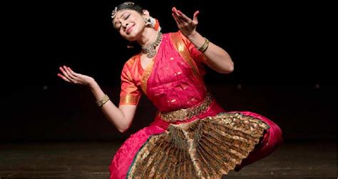 Kathak Bharatnatyam And More Classical Dance Classes In Delhi Lbb Delhi