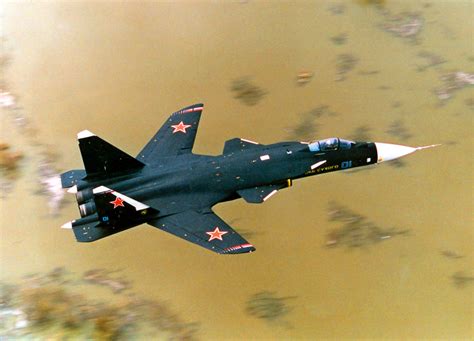 Sr 10 Unique Russian Forward Swept Wing Jet Trainer Passes Tests