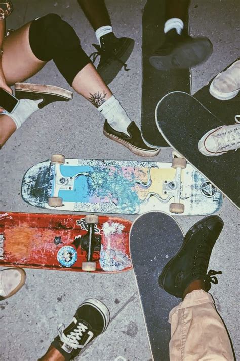 Skate Crew Skater Wallpaper Skateboard Photography Skateboard Aesthetic