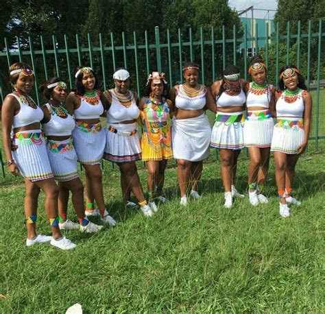 zulu girl and maidens in umemulo traditional attire clipkulture