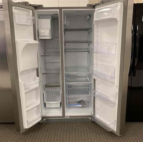 Frigidaire Gallery 25 5 Cu Ft Side By Side Refrigerator Stainless All