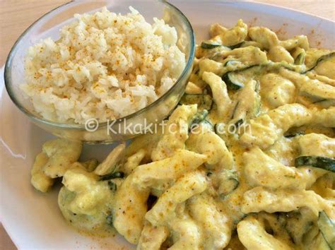 Per 4 persone ci vogliono 200 grammi di riso parboiled, 2 grosse zucchine, 200 grammi di petto di pollo, un quarto di cipolla, basilico e prezzemolo a piacere, 10 grammi di nocciole tostate, 2 cucchiai di olio. Straccetti di pollo con zucchine e crema al latte ...