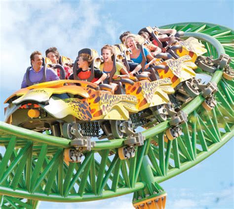 A unique blend of thrilling rides, one of the country's premier zoos with more than 12,000 animals, live shows, restaurants, shops and games. Busch Gardens Tampa Bay