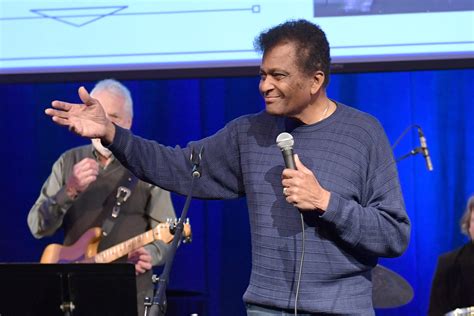 Country Music Singer Charley Pride To Get Lifetime Achievement Award