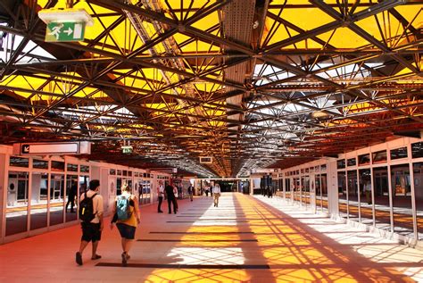 Looking for cheap bus tickets from annecy gare routière to lyon perrache? Gare de Perrache à Lyon et son vaisseau spatial ...