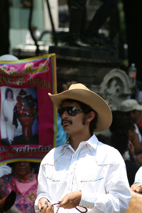 Imágenes Masculinas En Las Calles De México Vaqueros Hombres Muy